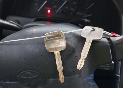 1995 Toyota Celica Gt из США, поврежденный, VIN JT5ST07K8S0022656